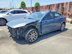 Mazda 3 2.5L 4 2015