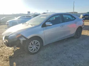 Toyota Corolla 1.8L 4 2019