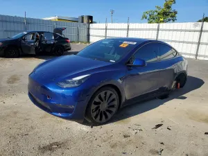 Tesla Model Y 2024