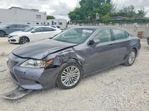 Lexus ES 3.5L 6 2015