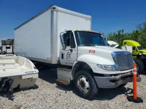 International DuraStar / 4000 6.7L 6 2015