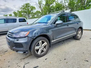 Volkswagen Touareg 3.6L 6 2014