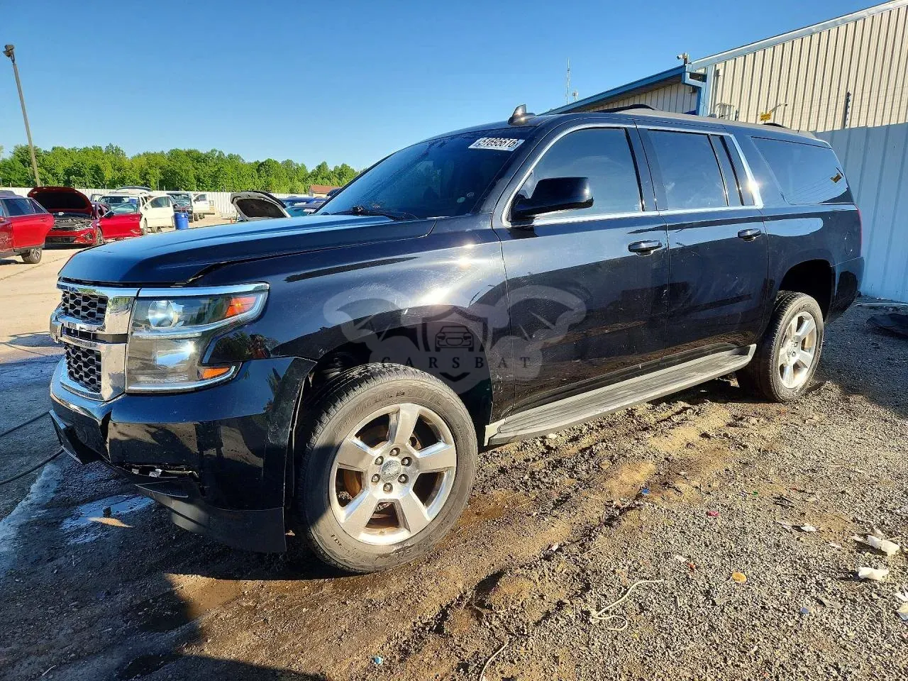 Chevrolet Suburban 5.3L 8 2016