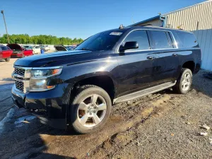 Chevrolet Suburban 5.3L 8 2016