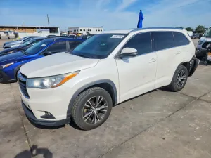 Toyota Highlander 3.5L 6 2016