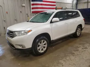 Toyota Highlander 3.5L 6 2013
