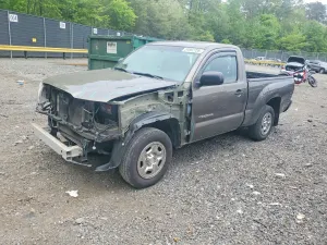 Toyota Tacoma 2.7L 4 2010
