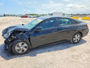 Hyundai Elantra 2.0L 4 2026