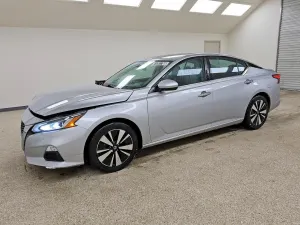 Nissan Altima 2.5L 4 2022