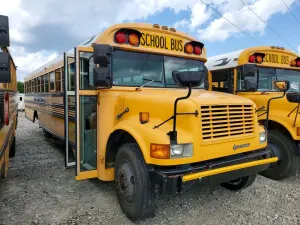 International 3000 8 1997