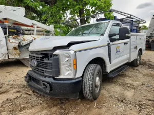 Ford F-250 6.8L 8 2023