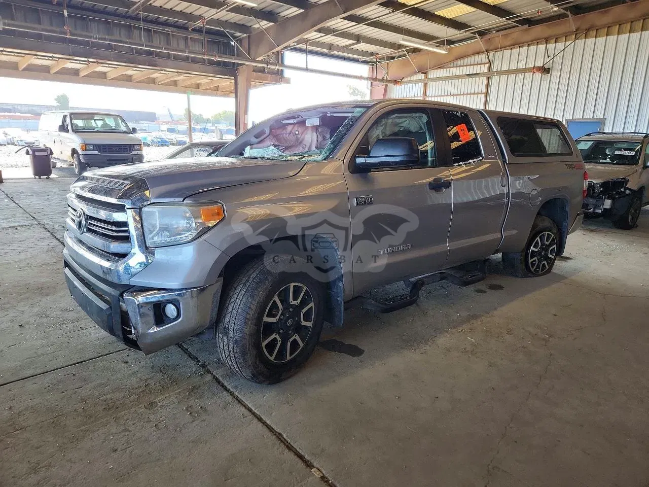 Toyota Tundra 5.7L 8 2017