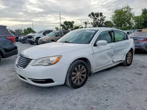 Chrysler 200 2.4L 4 2013