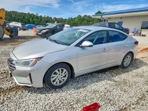 Hyundai Elantra 2.0L 4 2019