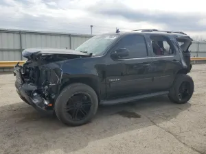Chevrolet Tahoe 5.3L 8 2013