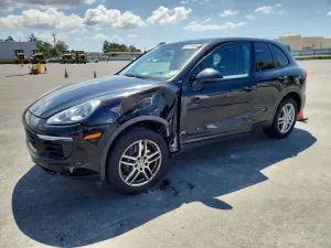 Porsche Cayenne 3.6L 6 2016