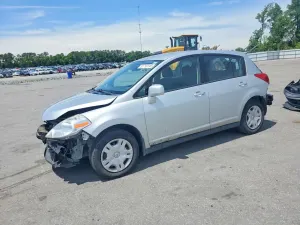 Nissan Versa 1.8L 4 2011