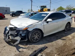 Toyota Camry 2.5L 4 2023