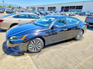 Nissan Altima 2.5L 4 2025