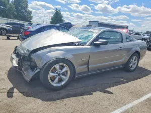 Ford Mustang 4.6L 8 2009