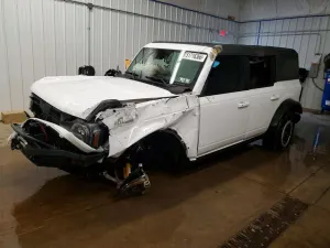 Ford Bronco 2.3L 4 2024