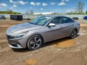 Hyundai Elantra 2.0L 4 2023