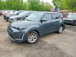 Kia Soul 2.0L 4 2025