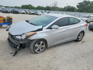 Hyundai Elantra 1.8L 4 2013