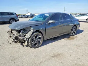 Hyundai Elantra 2.0L 4 2024