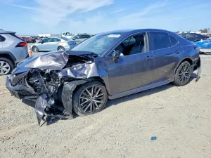 Toyota Camry 2.5L 4 2023