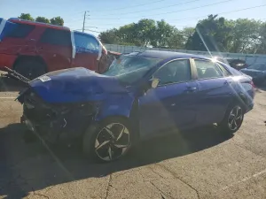 Hyundai Elantra 2.0L 4 2023