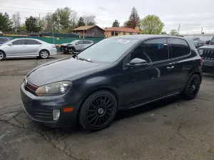 Volkswagen Golf 2.0L 4 2012