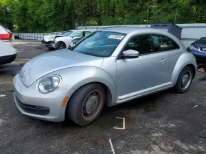 Volkswagen Beetle 2.5L 5 2012