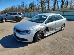 Volkswagen Jetta 2.0L 4 2011