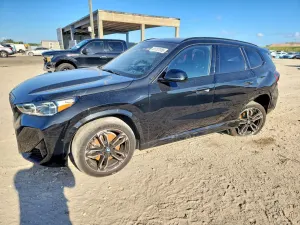 BMW X1 2.0L 4 2025