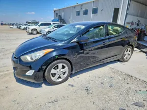 Hyundai Elantra 1.8L 4 2013