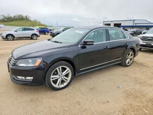 Volkswagen Passat 2.0L 4 2014