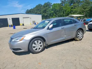 Chrysler 200 2.4L 4 2014