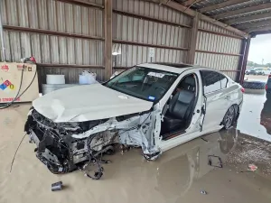 Infiniti Q50 3.0L 6 2024