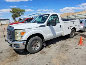 Ford F-250 6.2L 8 2015