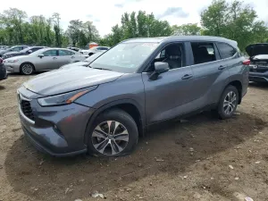 Toyota Highlander 2.4L 4 2023