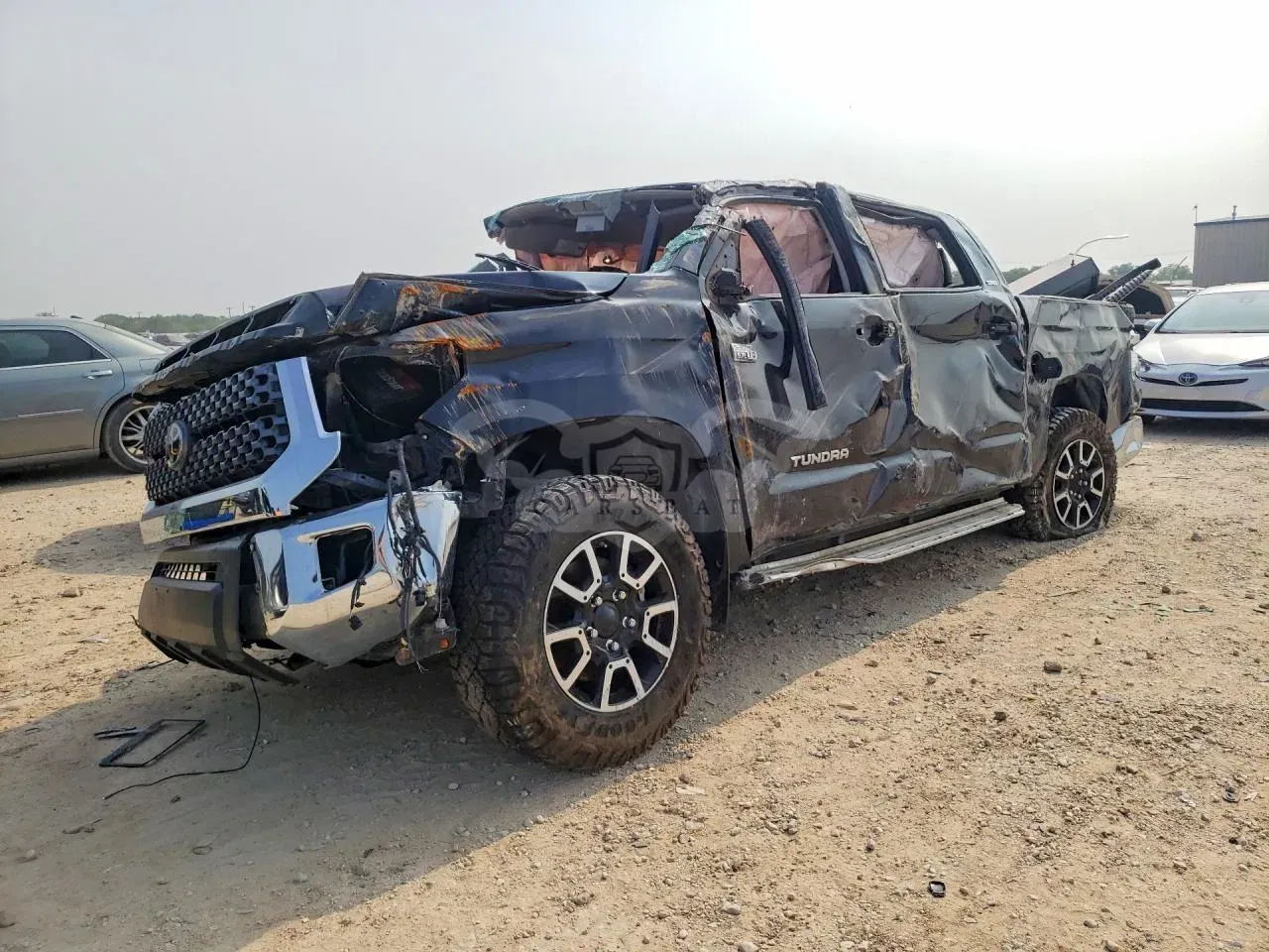 Toyota Tundra 5.7L 8 2020