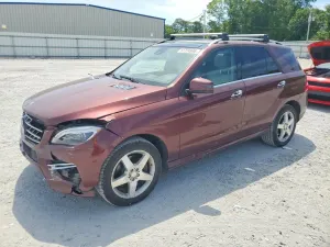 Mercedes-Benz ML 3.0L 6 2015