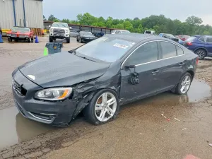 Volvo S60 2.0L 4 2015