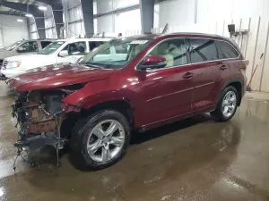 Toyota Highlander 3.5L 6 2015