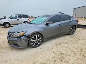 Nissan Altima 2.5L 4 2017
