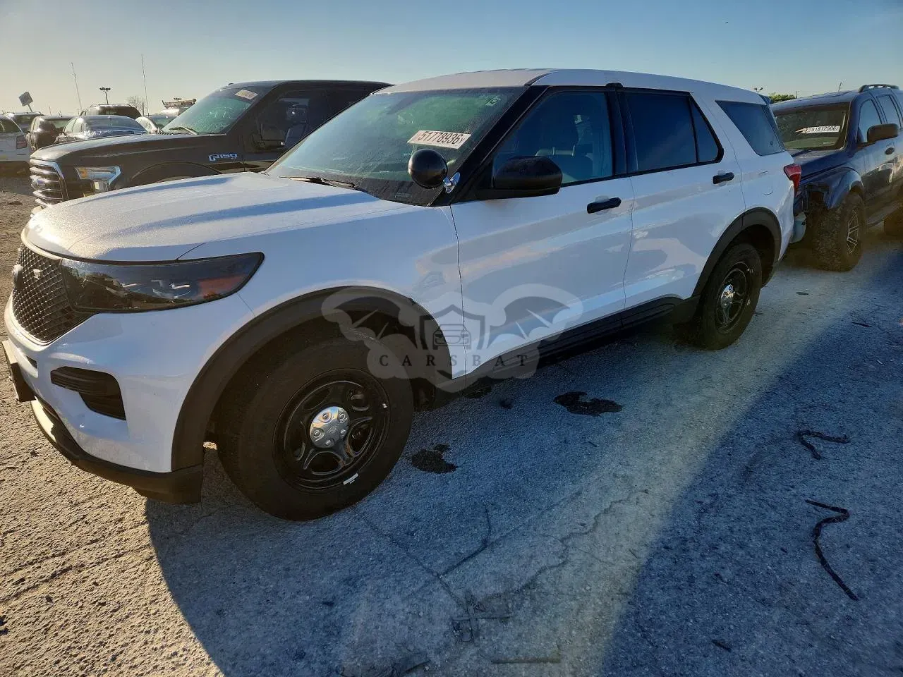 Ford Explorer 3.3L 6 2024