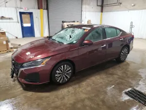 Nissan Altima SV 2.5L 4 2024