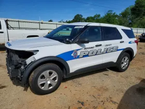 Ford Explorer 3.3L 6 2021