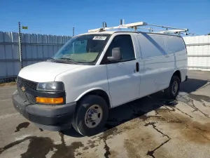 Chevrolet Express 4.3L 6 2020